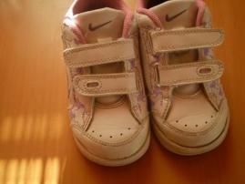 Nike botasky 22,5 (2/2)