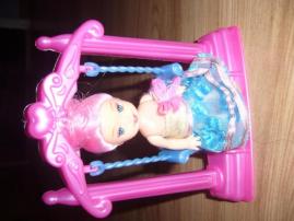 Krásna barbie na hojdačke (4/4)