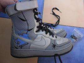Thermo tenisky Nike (1/4)