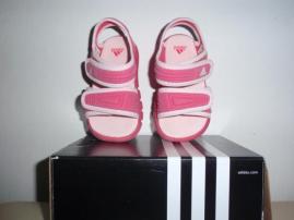 Sandalky adidas (1/4)