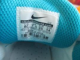Tenisky Nike uplne nove (4/4)
