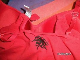 Top so vsitou podprsenkou (3/4)