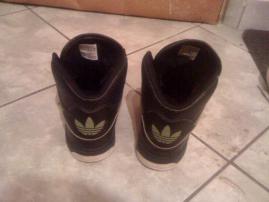 Adidas botasky (2/3)