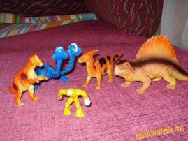 5 kusov ,dino,drak gormit (1/3)