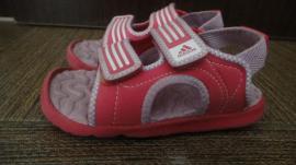 Sandalky adidas (2/2)