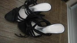 Sandalky (3/4)