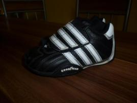 Detské tenisky adidas (1/2)