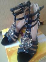 Damske sandale. (3/3)