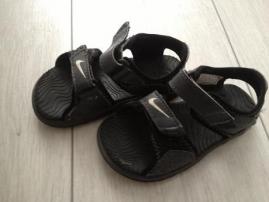 Sandalky Nike velkosť 22 (2/3)