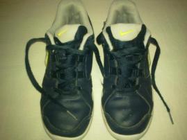 Nike tenisky č.37,5 (1/2)