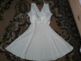 Šaty (1/3)