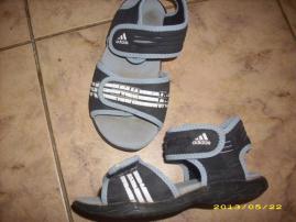 Adidas sandálky (1/3)