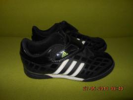 Tenisky adidas (1/1)