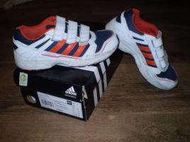 Adidas (1/4)