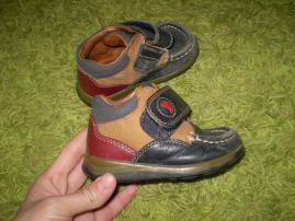 My first shoes (1/4)