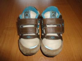 Botasky Adidas (1/4)