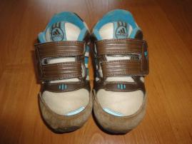 Botasky Adidas (2/4)