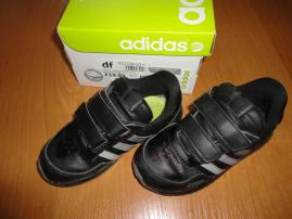 Botasky adidas 26,5 (2/4)