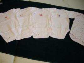 Tričká/body 5 ks (6-12m) (1/3)