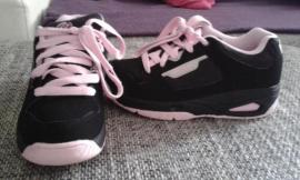 Tenisky heelys (1/4)