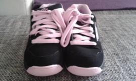 Tenisky heelys (2/4)