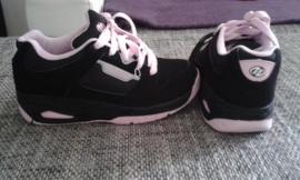 Tenisky heelys (3/4)