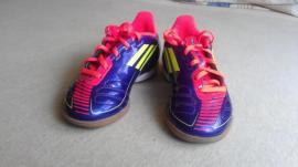 Halove kopacky adidas (3/3)