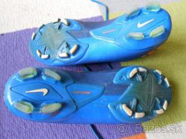 Kopačky Nike mercurial (2/2)