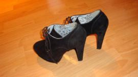 Damske topanky. (2/2)