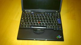 Lenovo thinkpad x61 3g (2/4)