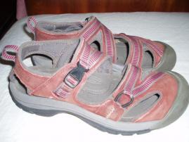 Outdoor sandalky keen (1/2)