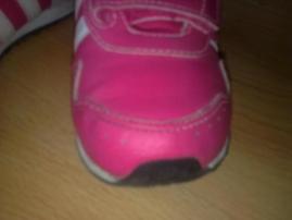 Tenisky adidas (3/4)