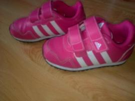 Tenisky adidas (4/4)