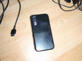 Samsung s5230-čierny (3/3)