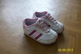 Tenisky Adidas (1/2)