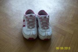 Tenisky Adidas (2/2)
