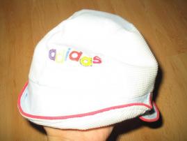 Adidas čiapka! (4/5)