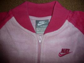 Nike súprava 18-24 (2/3)