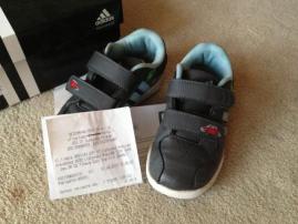 Tenisky adidas (4/4)