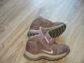Prechod.top.nike 28 (1/3)