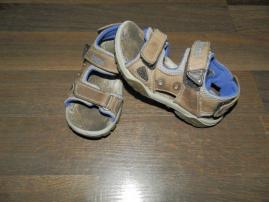 Sandale (3/4)