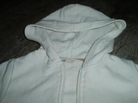 Biela mikinka hm (2/3)