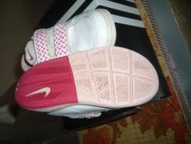 Nike tenisky (3/4)