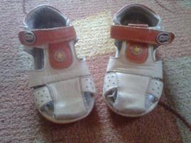 Sandalky c 21 (1/4)