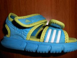 Sandalky adidas (2/3)