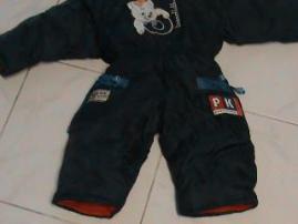 Tmavomodry overal (2/4)
