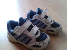 Adidasky (1/1)