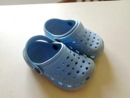 Crocs-y vsuvky (3/3)