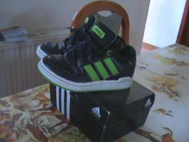 Adidas botasky (1/3)
