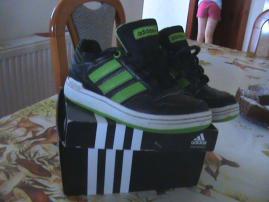 Adidas botasky (2/3)